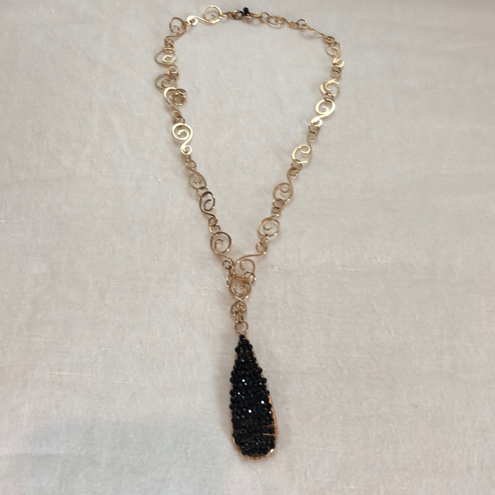 Edina kiss gold and real stone necklace